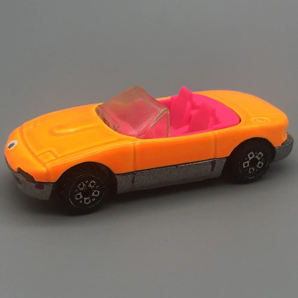 Hot Wheels Mazda Miata Sports Car Orange Pink G-Force Raceset Diecast 1/64 Scale